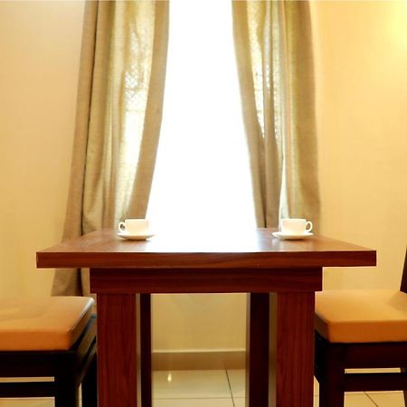 Wayanad Royal Crown Hotel Kalpetta Exterior photo