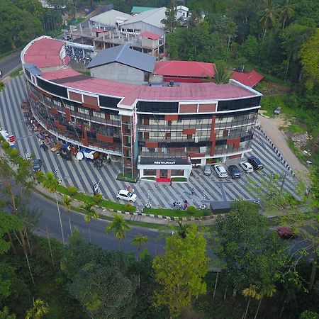 Wayanad Royal Crown Hotel Kalpetta Exterior photo